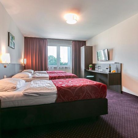 Pod Lipami Hotel Bystra  Bagian luar foto