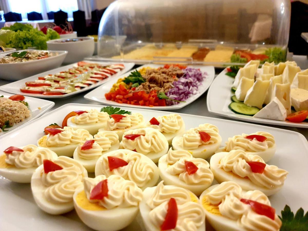 Pod Lipami Hotel Bystra  Bagian luar foto