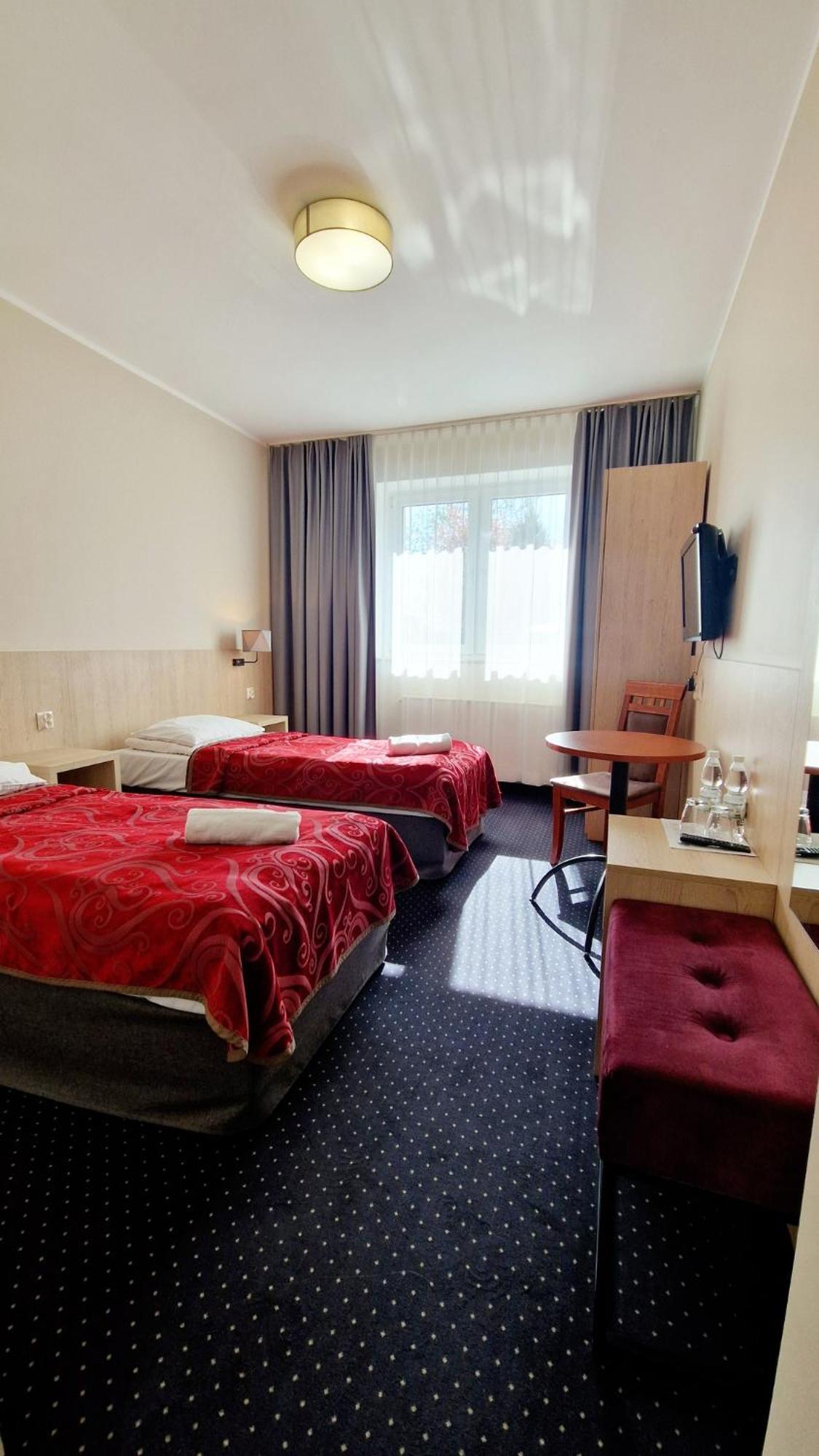 Pod Lipami Hotel Bystra  Bagian luar foto