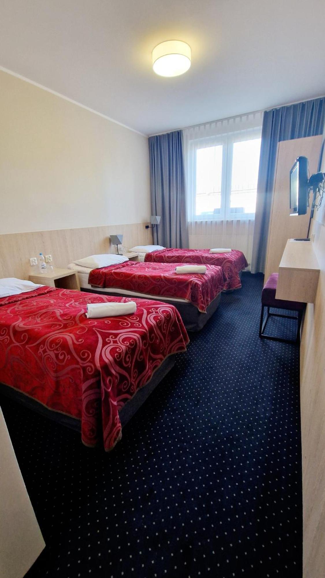 Pod Lipami Hotel Bystra  Bagian luar foto