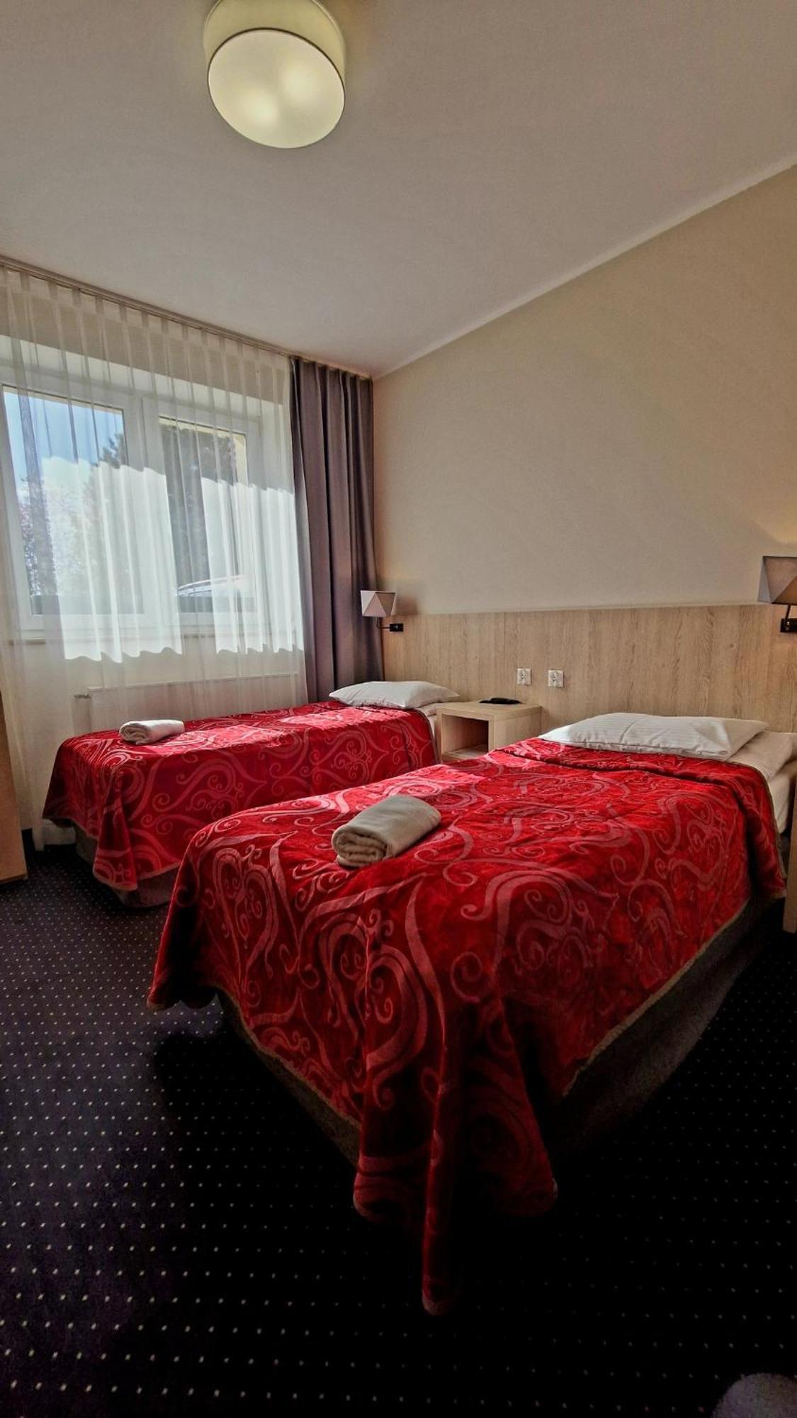 Pod Lipami Hotel Bystra  Bagian luar foto