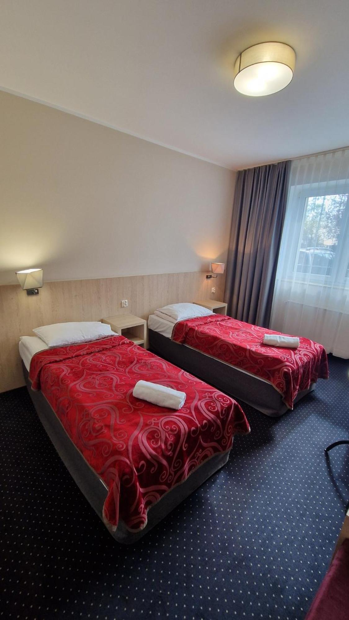 Pod Lipami Hotel Bystra  Bagian luar foto