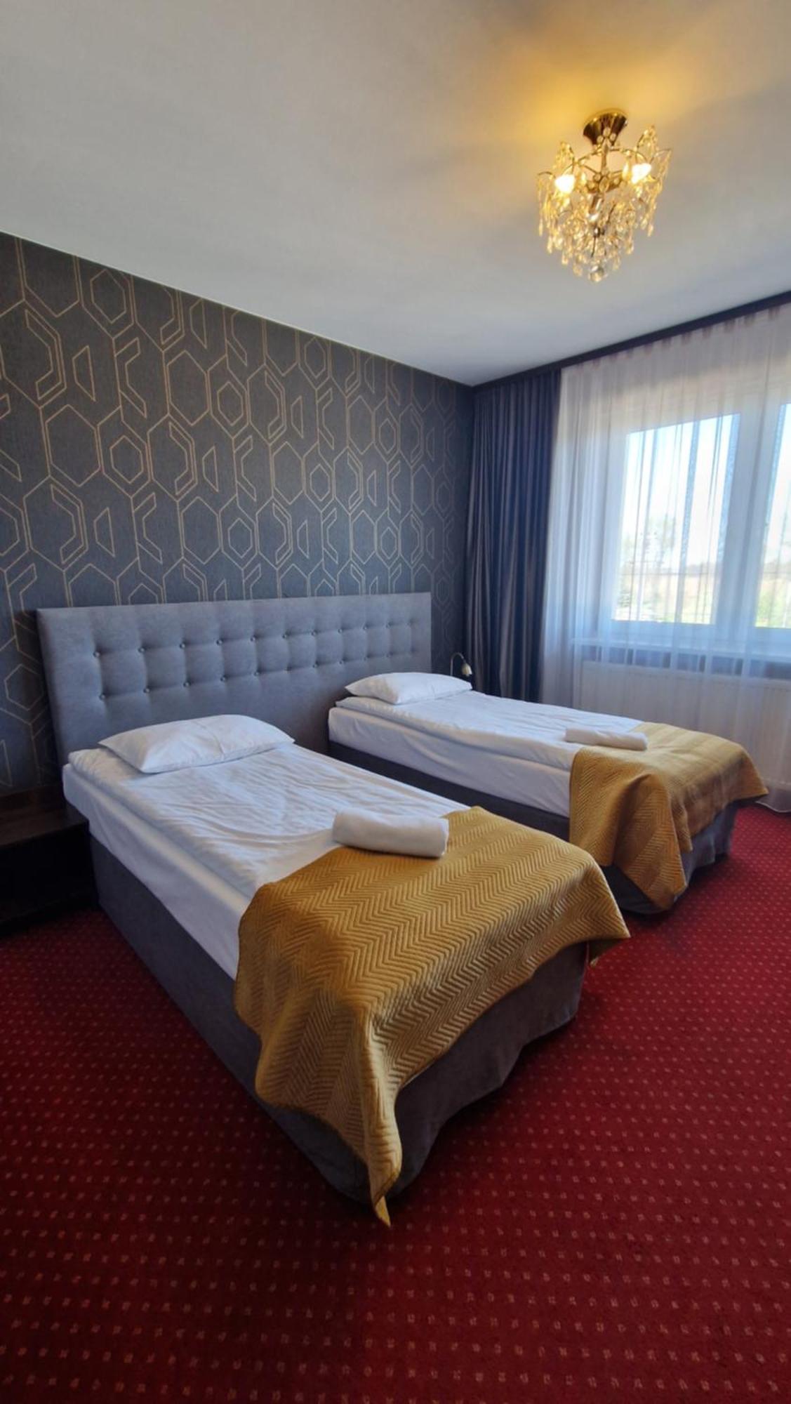 Pod Lipami Hotel Bystra  Bagian luar foto