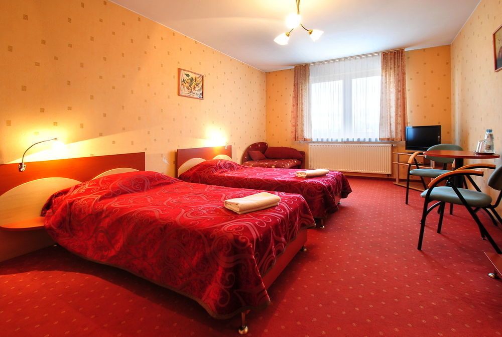 Pod Lipami Hotel Bystra  Bagian luar foto