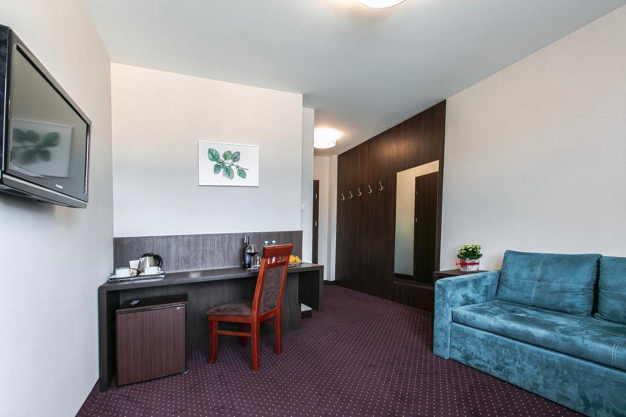 Pod Lipami Hotel Bystra  Bagian luar foto